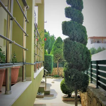 Apart Gallery Karteros